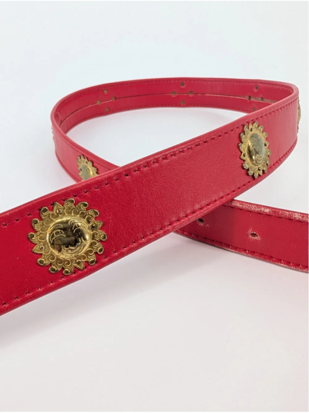Vintage Red Gold Lion Medallion Studded Belt 90 Statement Baroque 29.5-33.5